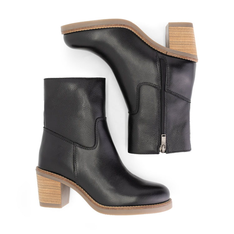 Isere - Leather ankle boots - Women - Black UPD