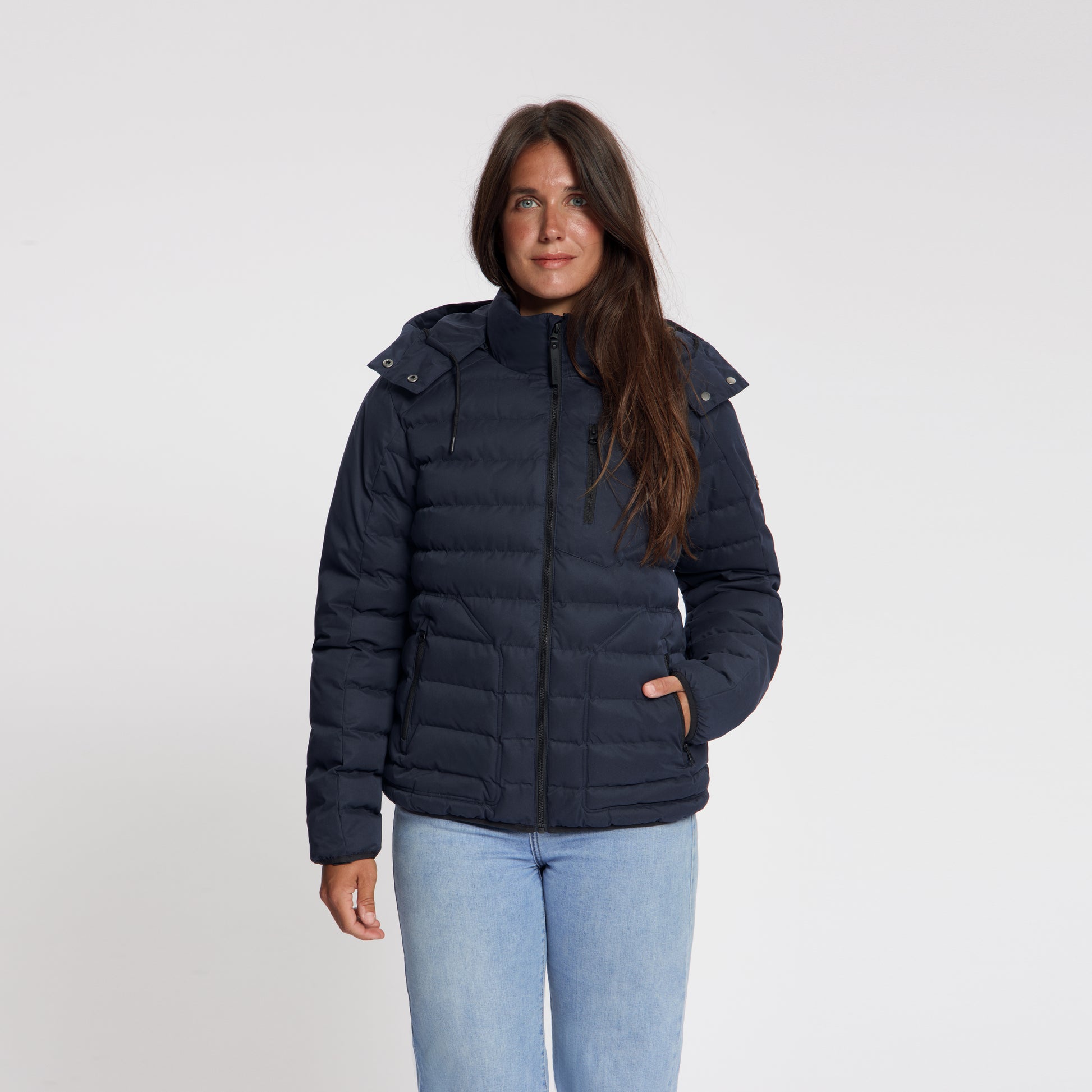Sigrid Navy MV