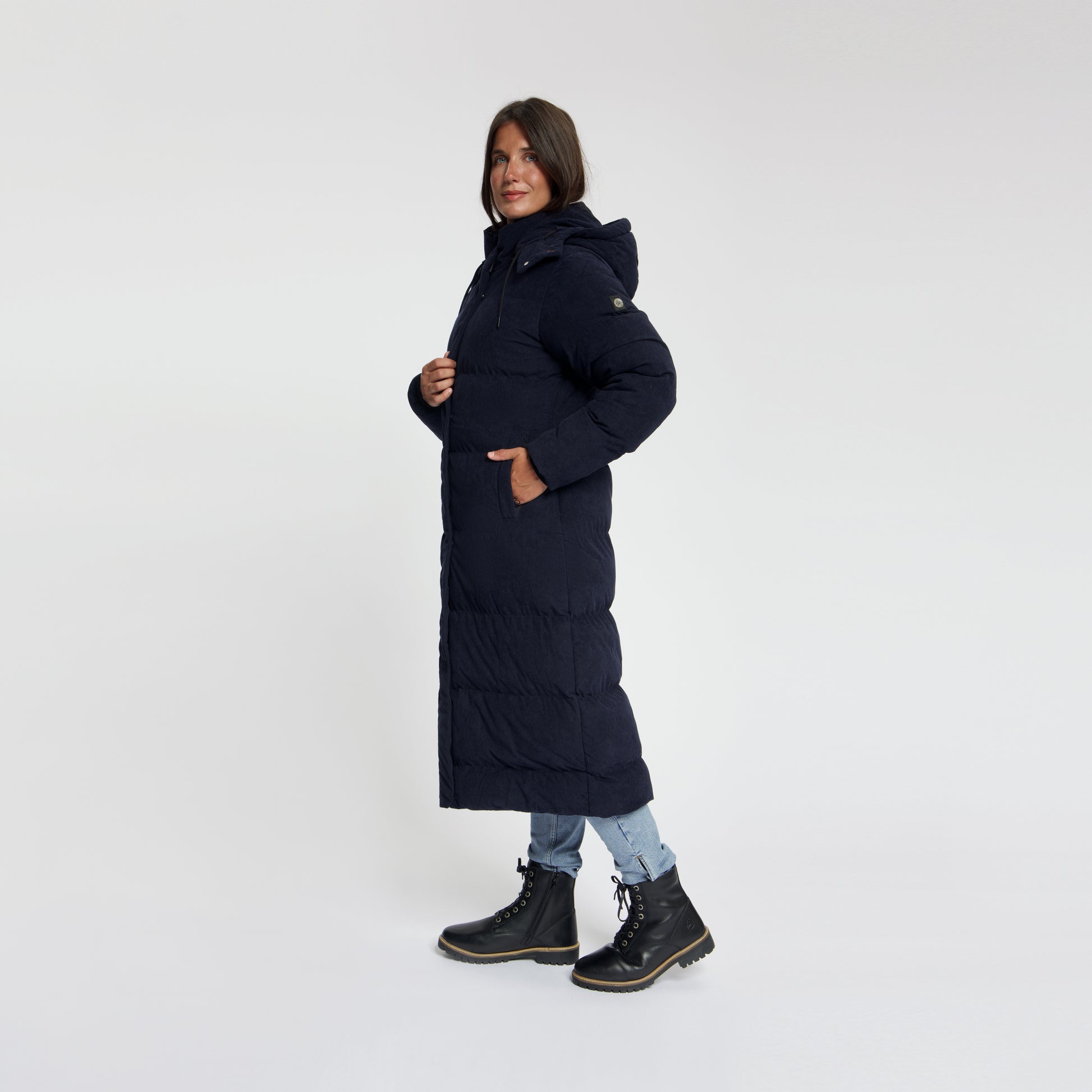 Unni Navy MV3