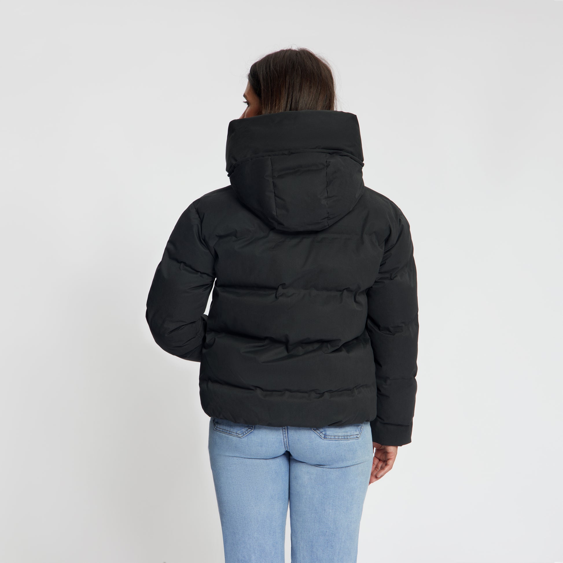Oliv Black MV3