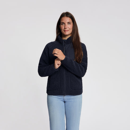 Odile Navy MV